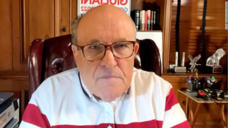 Man who allegedly slapped Rudy Giuliani on back charged with assault, court records show