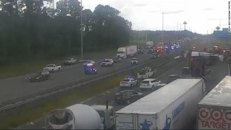 4 people dead following I-95 wreck that caused hourslong closure at Florida-Georgia border