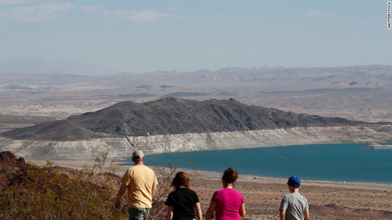 Lake Mead forecast: Southwest should brace for more water cuts from Colorado River