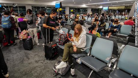 More than 500 US flights canceled and more than 2,000 delayed on Monday