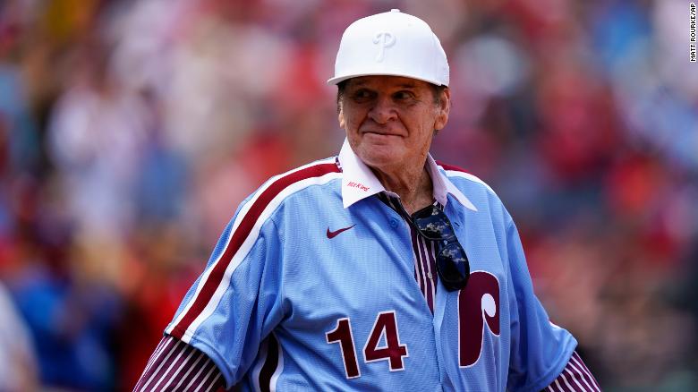 Pete Rose dismisses questions over statutory rape claims in return to Philadelphia: 'It was 55 hace años que, babe'
