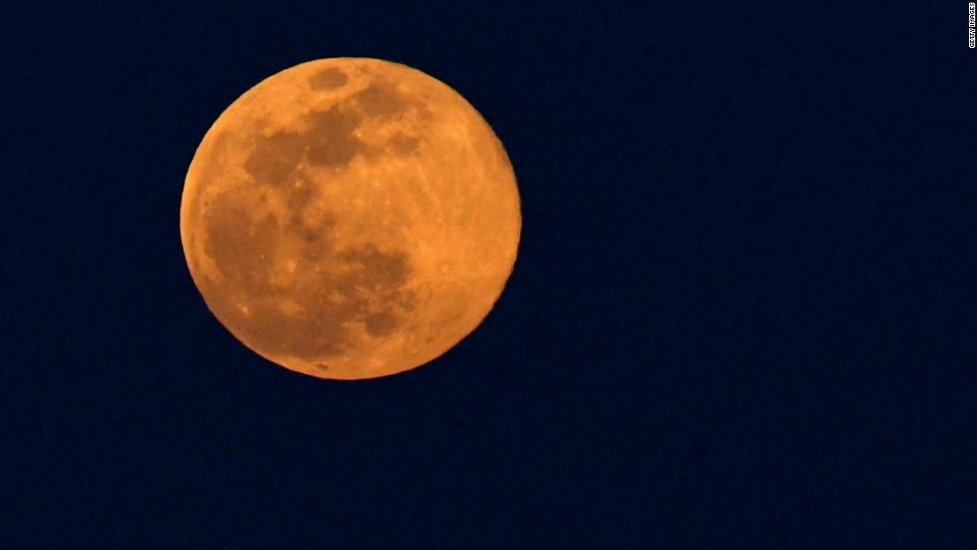 A Qu Hora Se Podr Ver La Ltima Superluna De Este Cnn Video