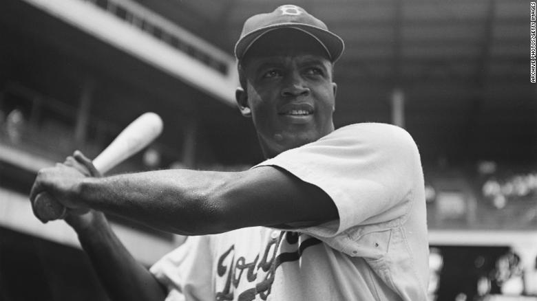 Sulle spalle di Jackie Robinson, today's Dodgers players reflect on his impact