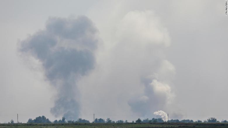 폭발물이 러시아 탄약고를 뒤흔들다, 크림반도 군사시설 일주일 만에 두 번째 폭발