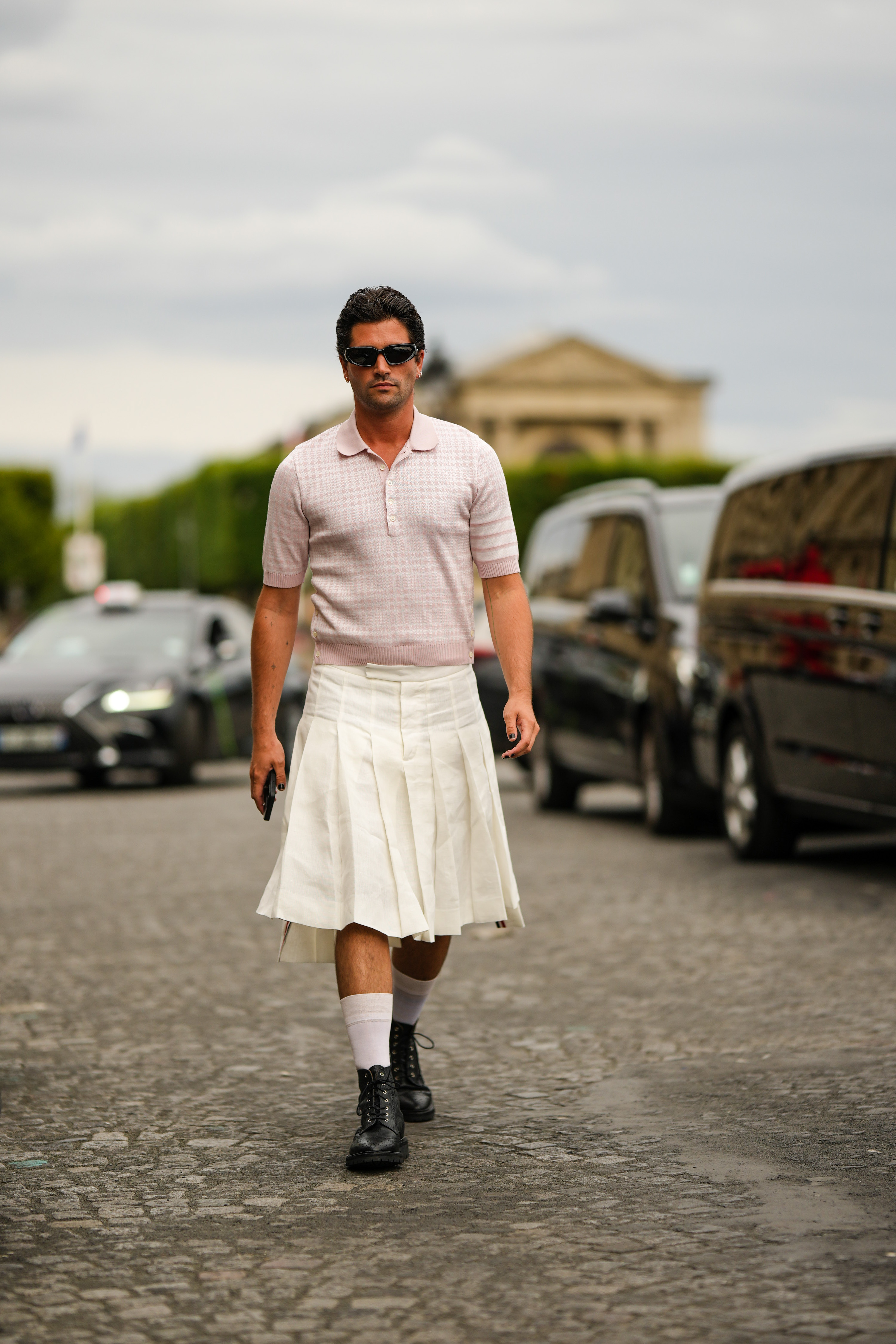 Men's skirts: From Brad Pitt to Lil Nas X, more men are adopting the  fashion - CNN Style