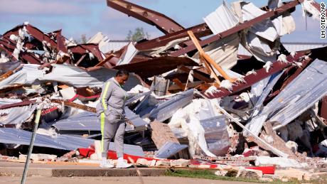 At least 2 dead after tornadoes strike Oklahoma, Texas and Arkansas, officials say