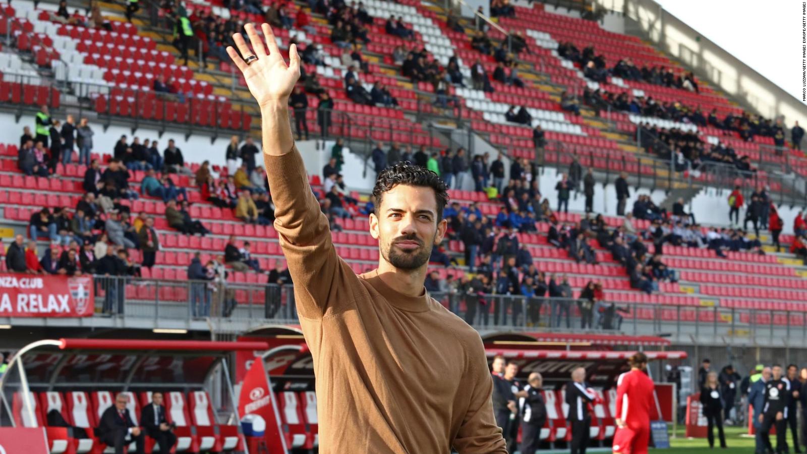 Pablo Marí regresa al estadio del Monza tras ser apuñalado CNN Video