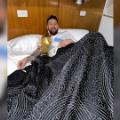 La Foto De Messi Durmiendo Con La Copa Del Mundial Causa Furor CNN Video