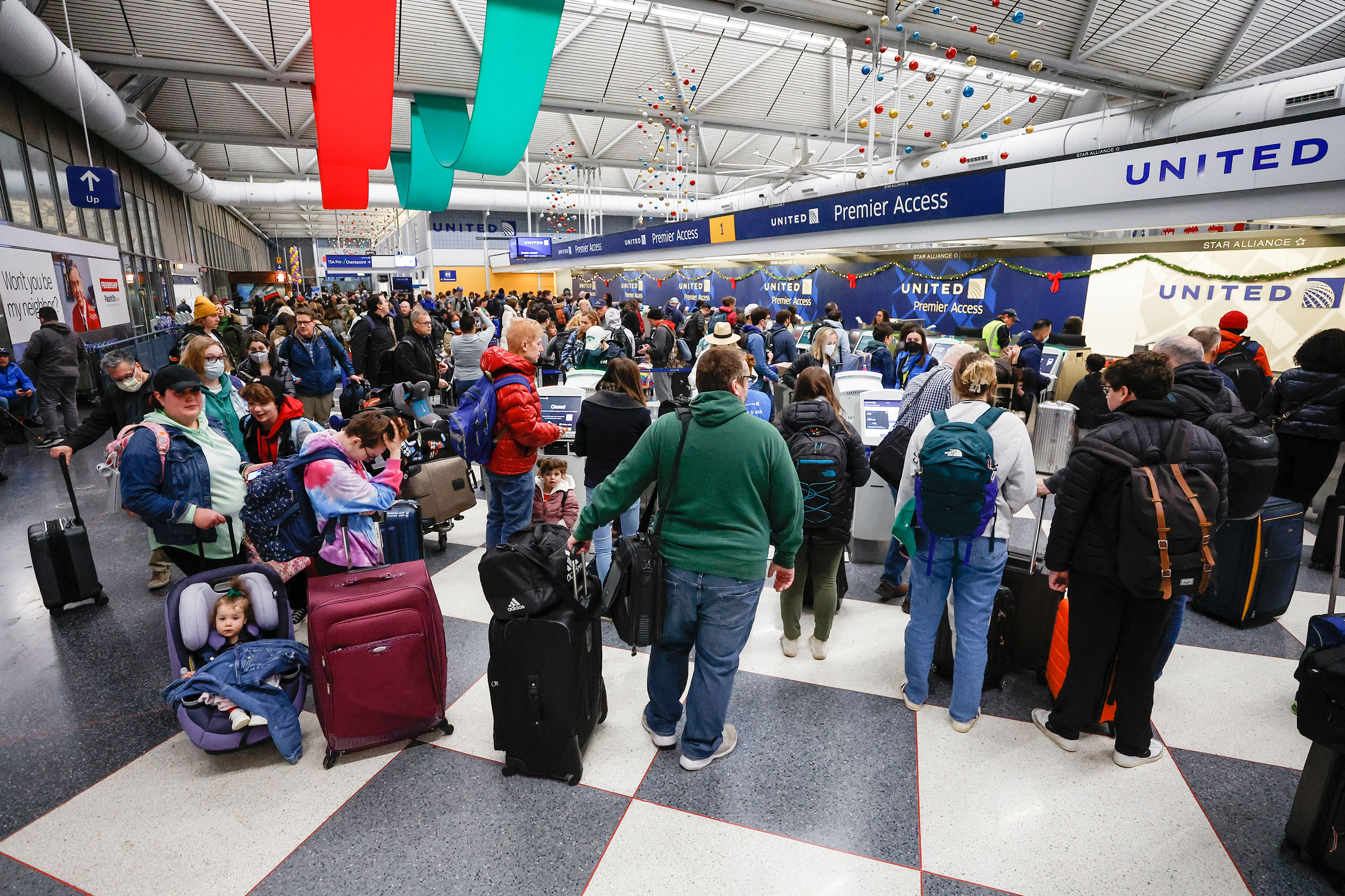 Friday flight cancellations top 2,700, disrupting holiday travel | CNN  Travel