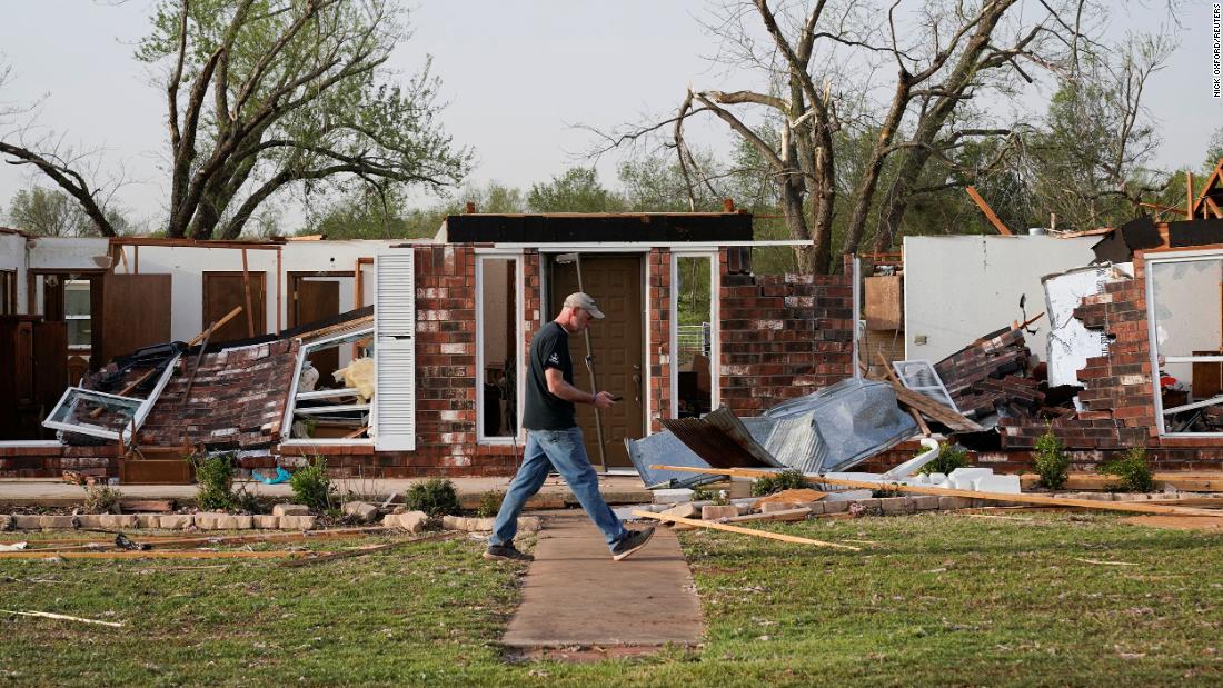 Varios Tornados Golpean Tres Estados De Ee Uu Mira La Destrucci N Que