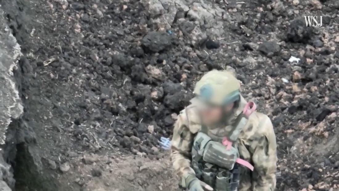 Impresionantes imágenes de un soldado ruso suplicando a los ucranianos