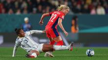 Sophie Roman Haug of Norway is challenged by Jessika Cowart of the Philippines.