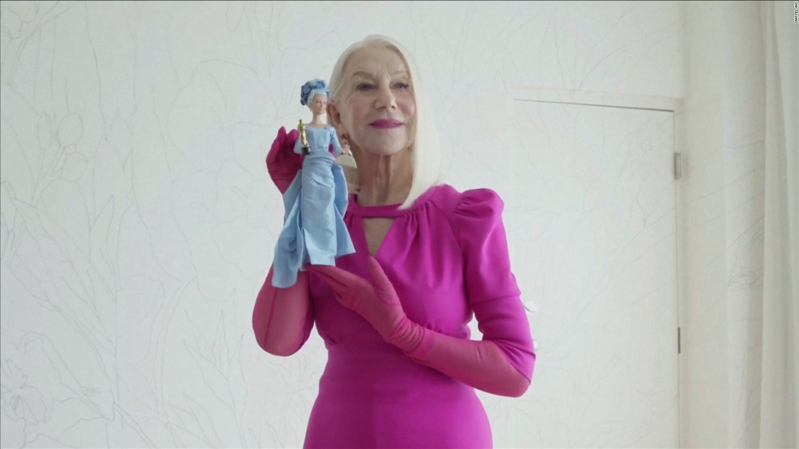 La Actriz Helen Mirren Tiene Su Propia Barbie Para El D A Internacional