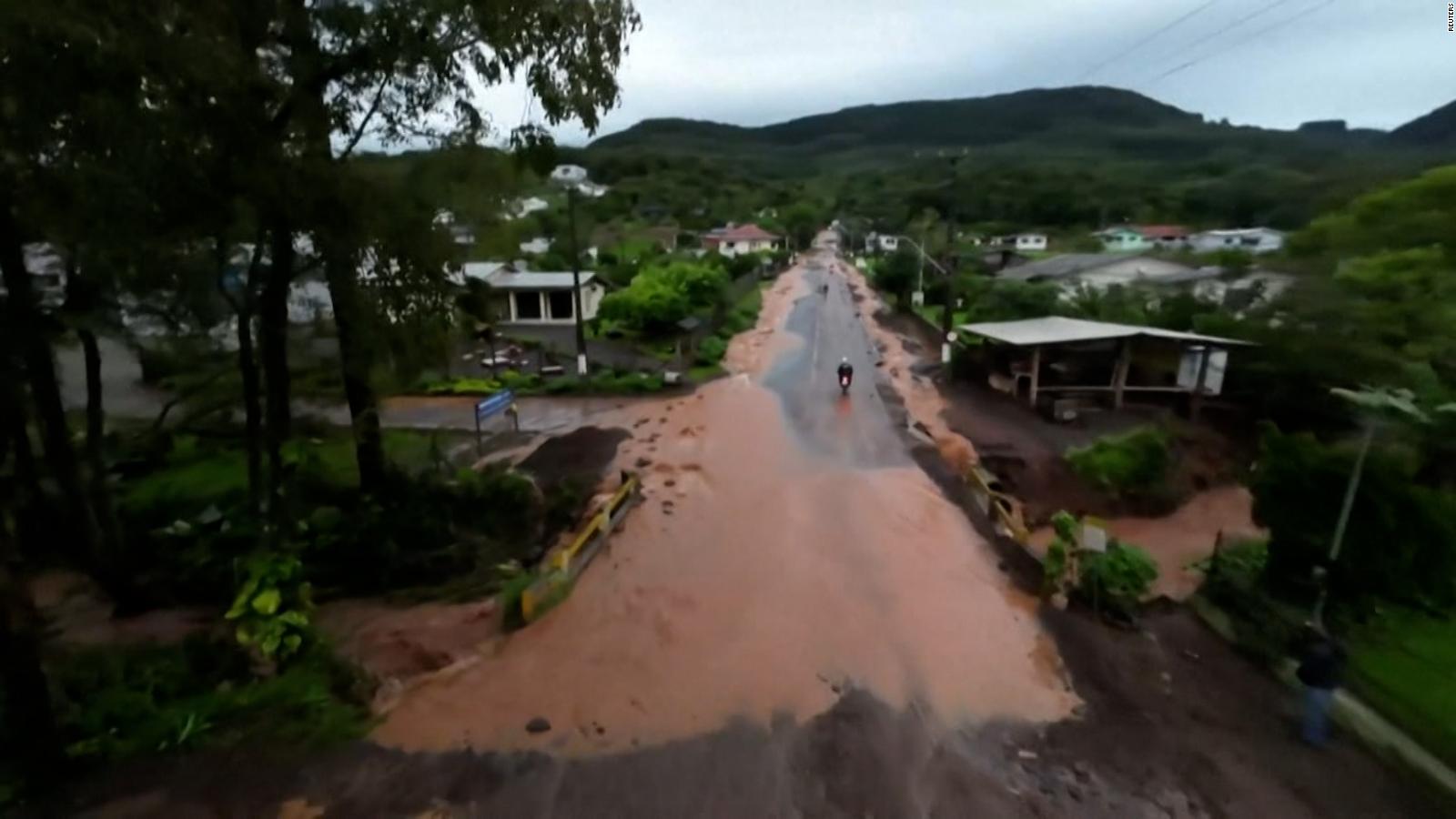 Fuertes Lluvias Provocan Graves Inundaciones En El Sudeste De Brasil