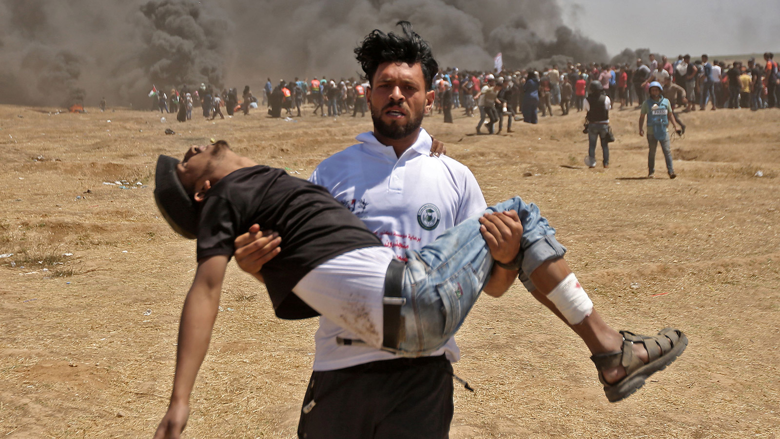 In Pictures Deadliest Day In Gaza Since 2014