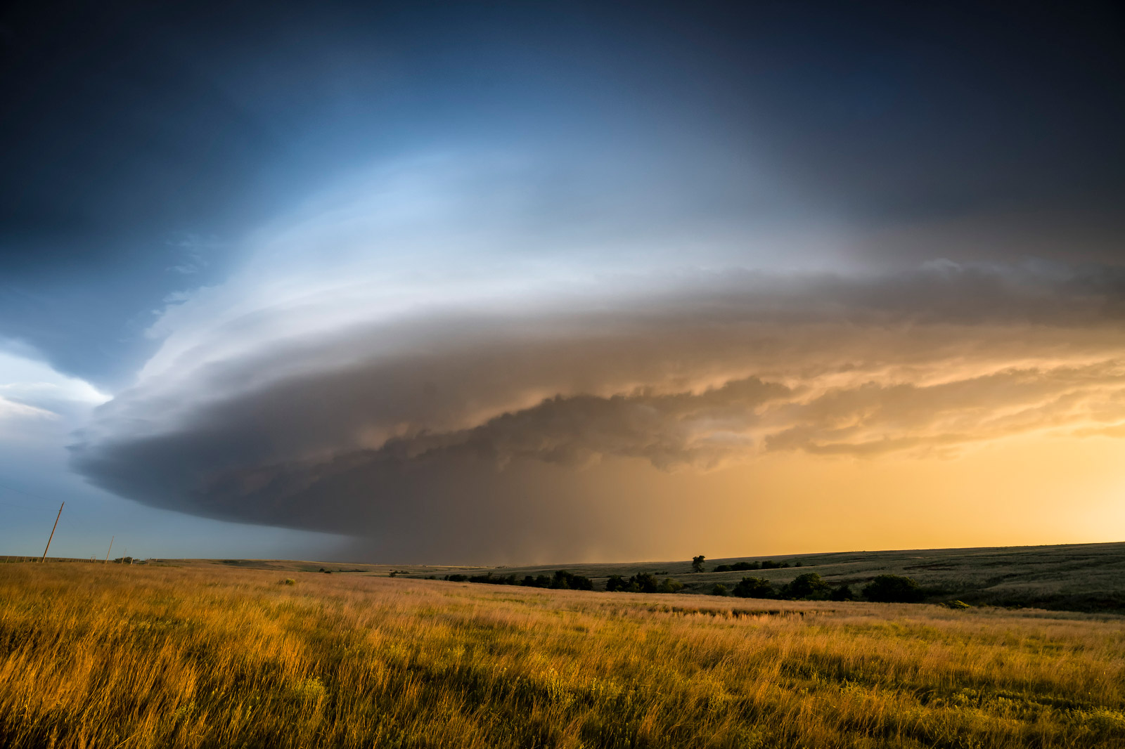 This storm chaser’s photos all began with Bruce Springsteen