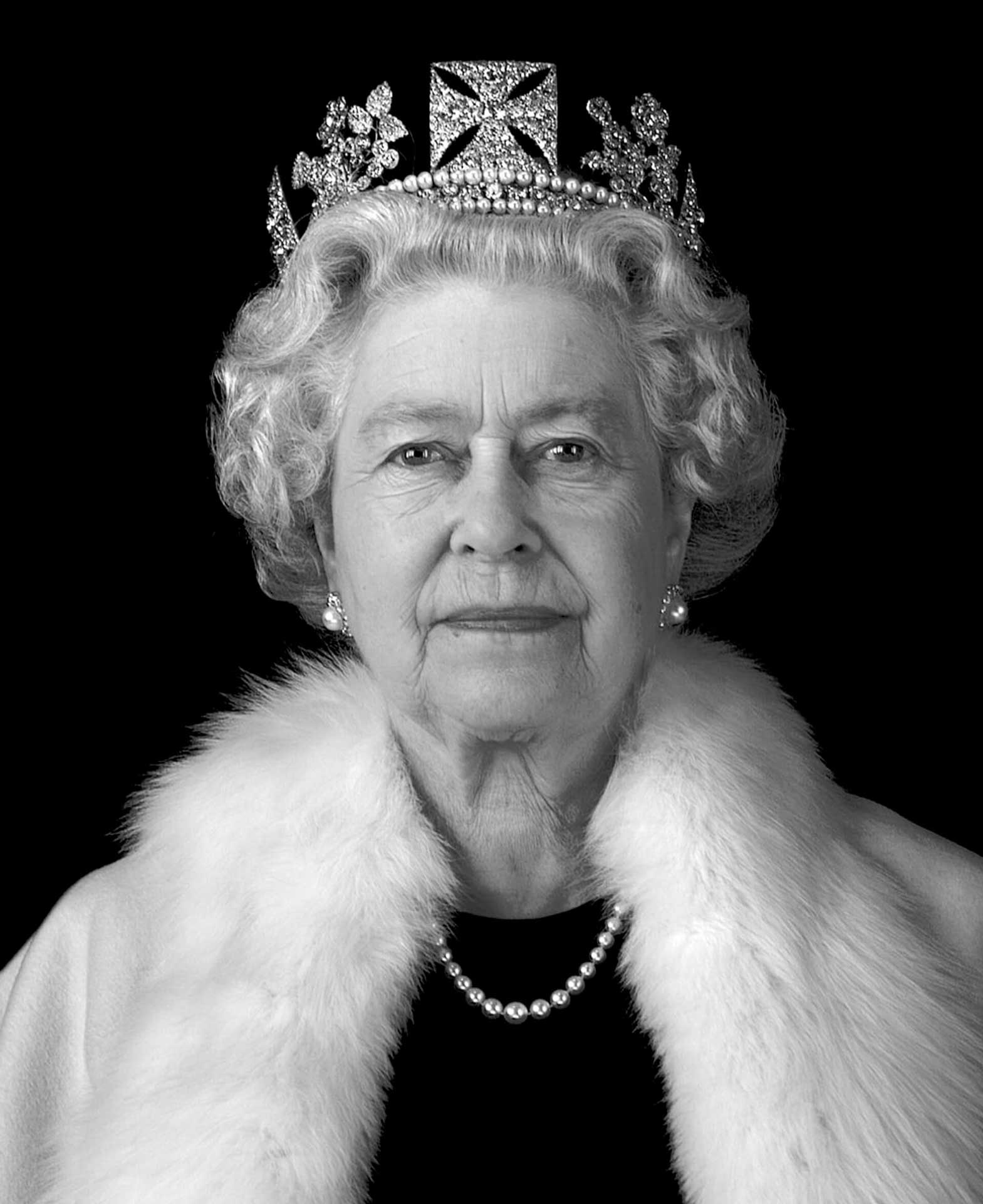 queen elizabeth 2 portrait