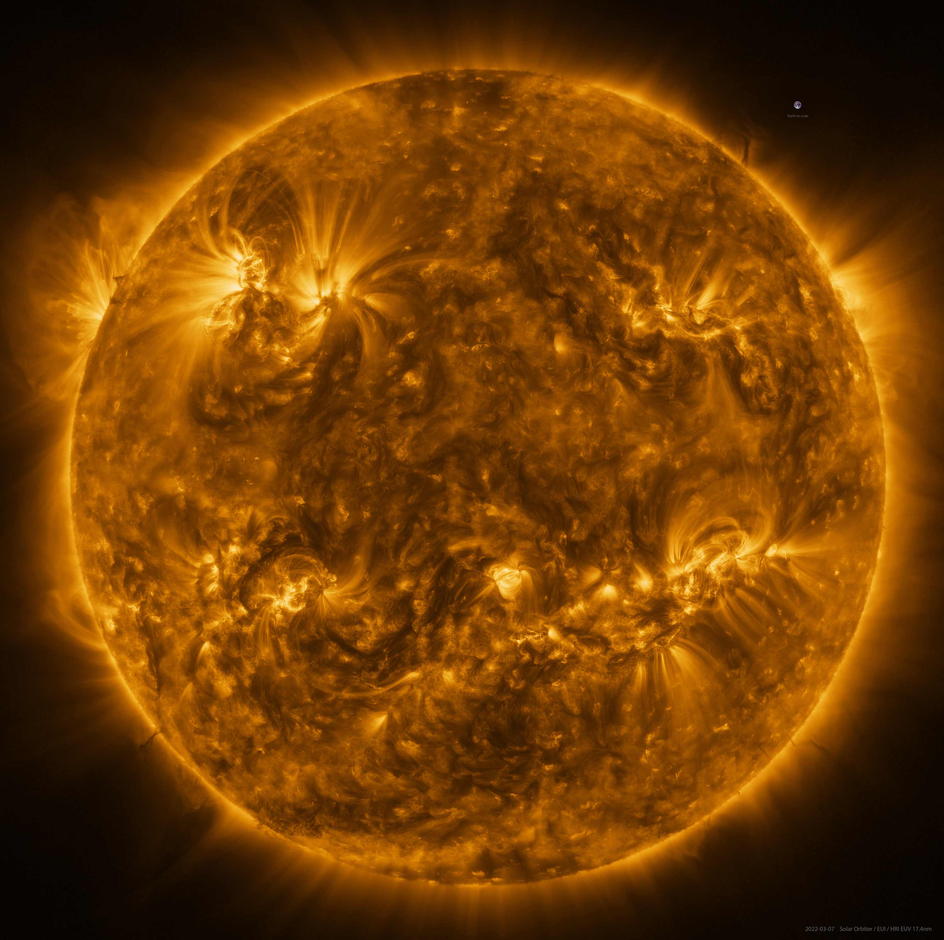 The Solar Orbiter showed unprecedented details of the <a href="https://www.cnn.com/2022/03/26/world/solar-orbiter-sun-flyby-scn/index.html" target="_blank">sun&#39;s</a> outer atmosphere in March, capturing the star in extreme ultraviolet light.