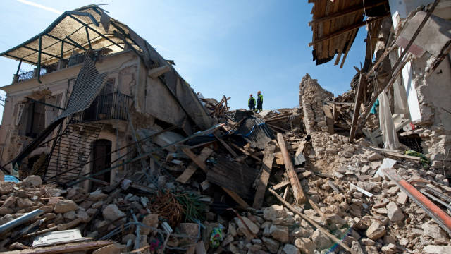 Trial Delayed Of Scientists Accused Over L'aquila Quake - Cnn