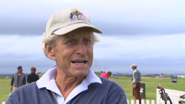 Celebs compete on St. Andrews