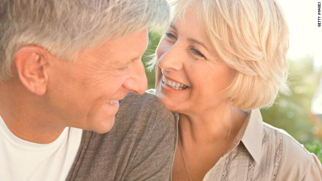 A new study suggests that happiness in older people may lead to a longer life.