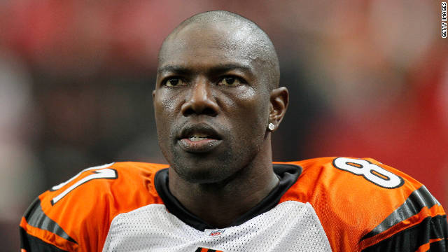 A judge issued a warrant for Terrell Owens&#39; arrest after the wide receiver failed to appear at a child support hearing.
