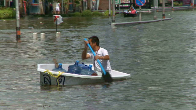 Flooding woes continue in Bangkok

