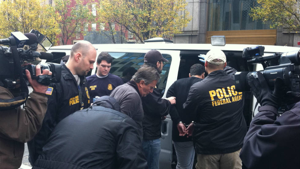 feds-charge-20-with-luring-illegal-immigrants-to-work-in-ny-area-strip