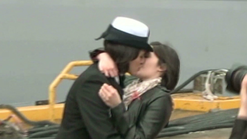 Japanese Lesbian Kiss