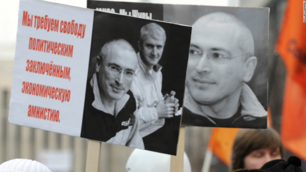 Demonstrators carried banners of jailed oil magnate Mikhail Khodorkovsky during the Moscow protests.
