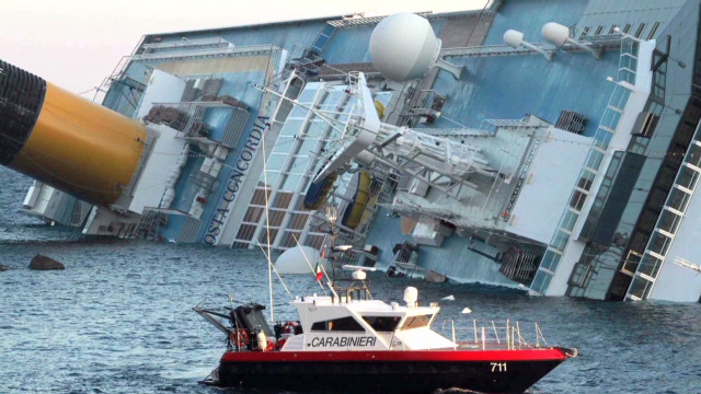 cruise ship ran aground