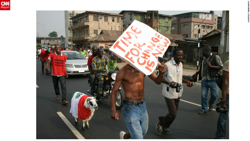 A Nigerian protester calls for change