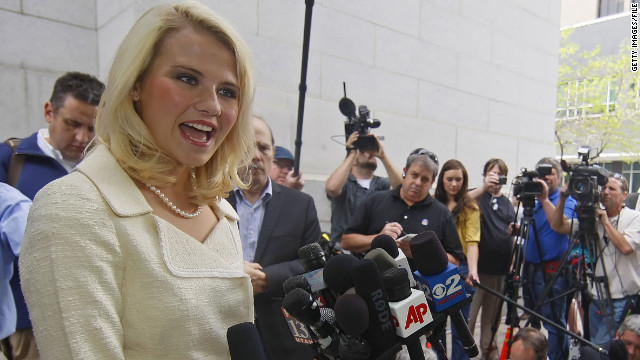 Elizabeth Smart, who was kidnapped from her Utah home at age 14 and held captive for nine months before she was freed, married her boyfriend Matthew Gilmour on Saturday.