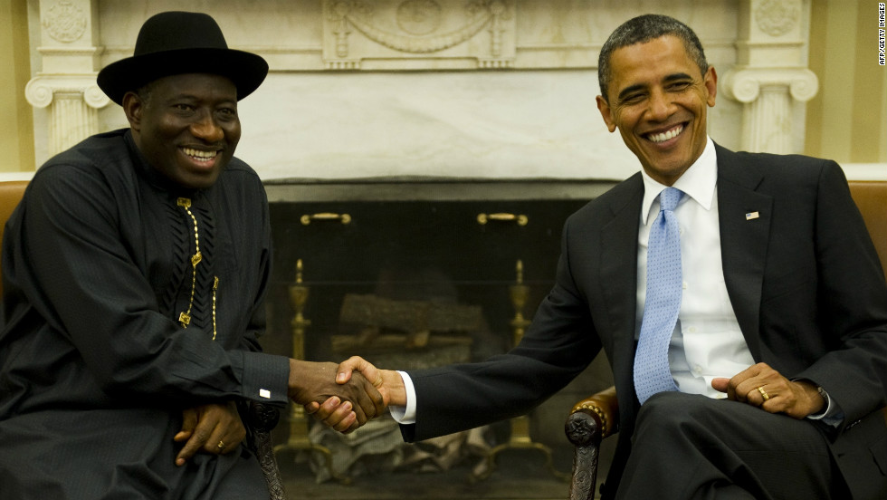 U.S. President Barack Obama shakes hands with Goodluck Jonathan during a bilateral meeting in the Oval Office of the White House June 8, 2011. 