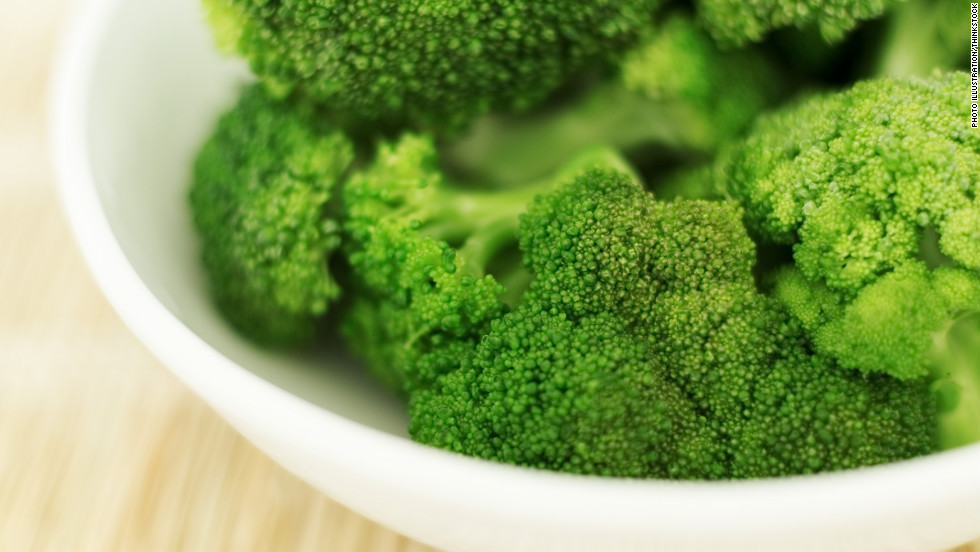 Despite containing just 30 calories per cup, broccoli is one of the most nutrient-dense foods. That means plenty of filling fiber and polyphenols -- antioxidants that detoxify cell-damaging chemicals in your body -- with each serving. 