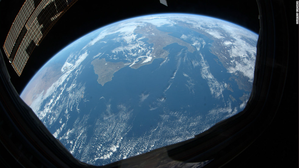 Italian astronaut, Paolo Nespoli captured a series of remarkable images of Earth during a six-month stay on the International Space Station. 