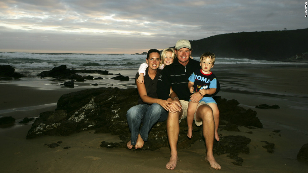 Els often returns to his native South Africa for vacations with his wife Liezl, Ben and daughter Samantha. He has invested heavily in the Cape region where he grew up, opening a golf foundation for disadvantaged youngsters, a wine and restaurant business and a resort.