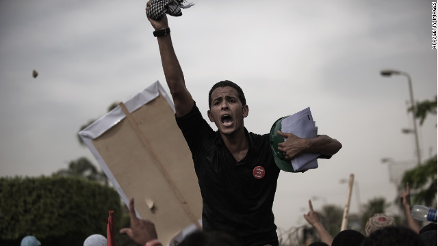 An Egyptian protester shouts slogans against the soldiers ahead of clashes with Egyptian Army last week in Cairo.