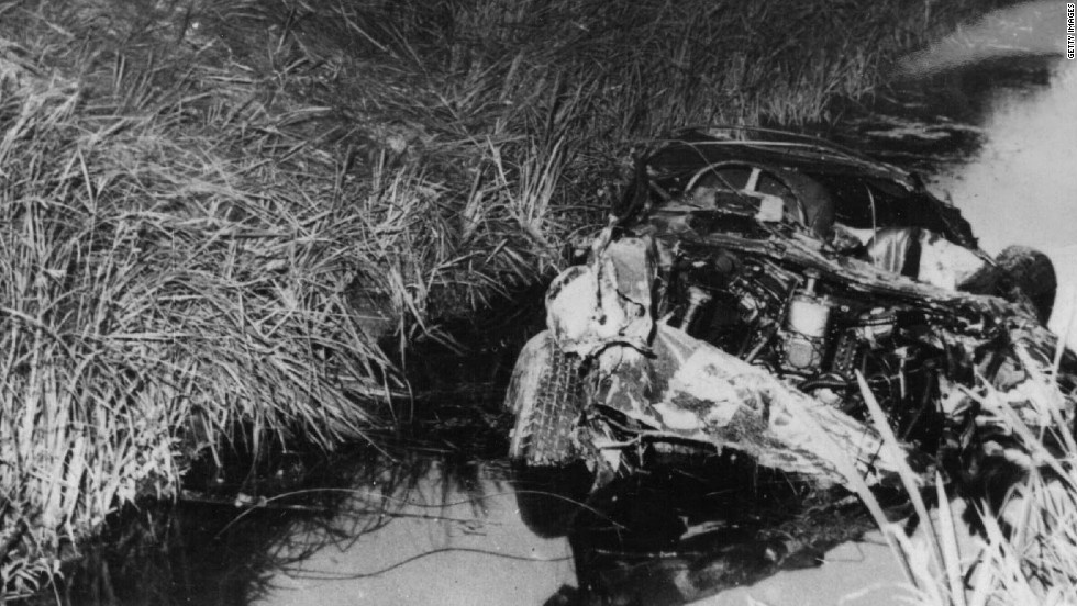 The wreckage of De Portago&#39;s car after his fatal crash in the Italian village of Guidizzolo.