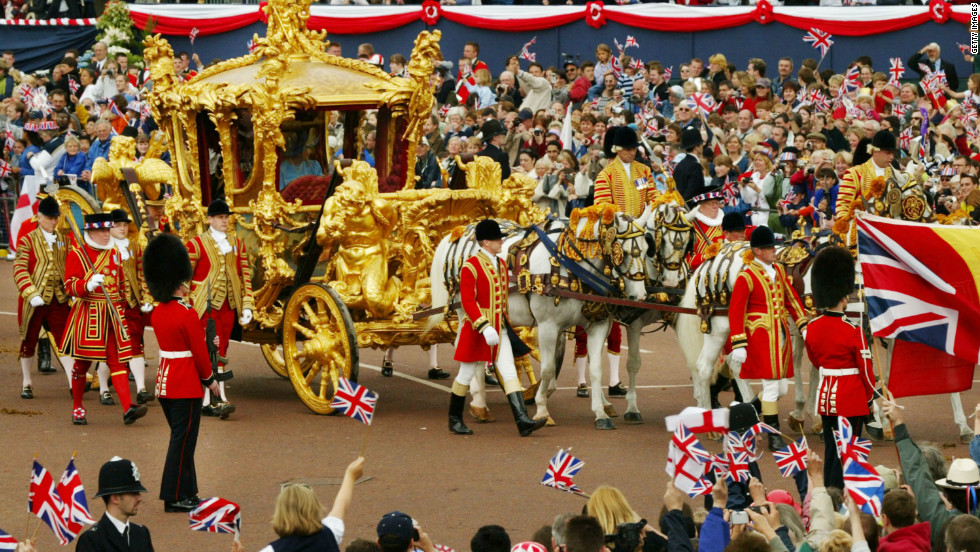 Queen Elizabeth and Prince Philip ride in the Golden State Carriage during a parade to celebrate the queen&#39;s Golden Jubilee in 2002. They are expected to ride in a similar carriage for the Diamond Jubilee procession on Tuesday 5 June. 