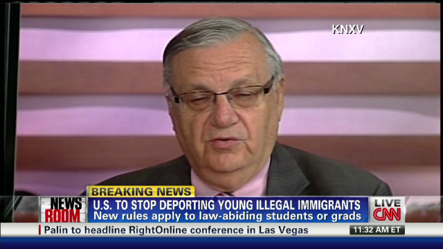 Joe Arpaio asks &#39;why now&#39; to immigration