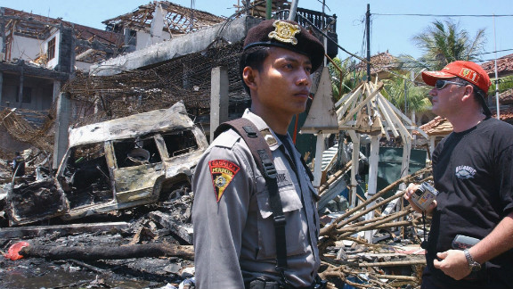 Anger Over Bali Bomb Site 10 Years On Cnn 