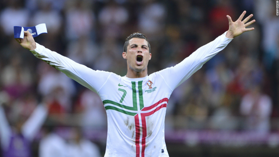 Cristiano Ronaldo&#39;s personal mission to beat the Czech Republic succeeded in the closing stages as he superbly headed Portugal into the semifinals of Euro 2012.