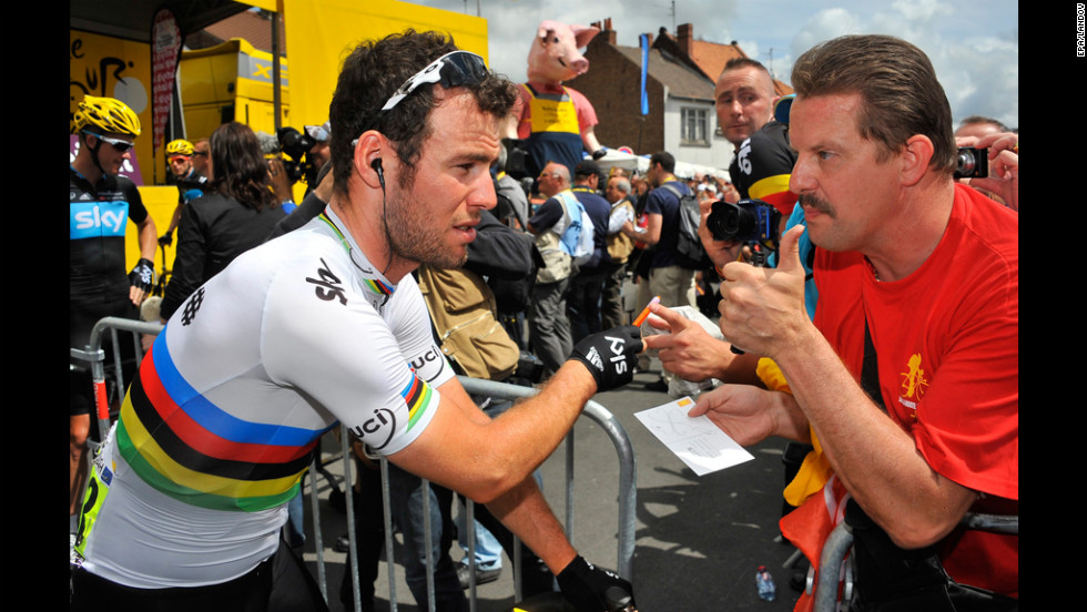 Team Sky sprinter Mark Cavendish of Great Britain arrives for the start of Stage 3 on Tuesday.