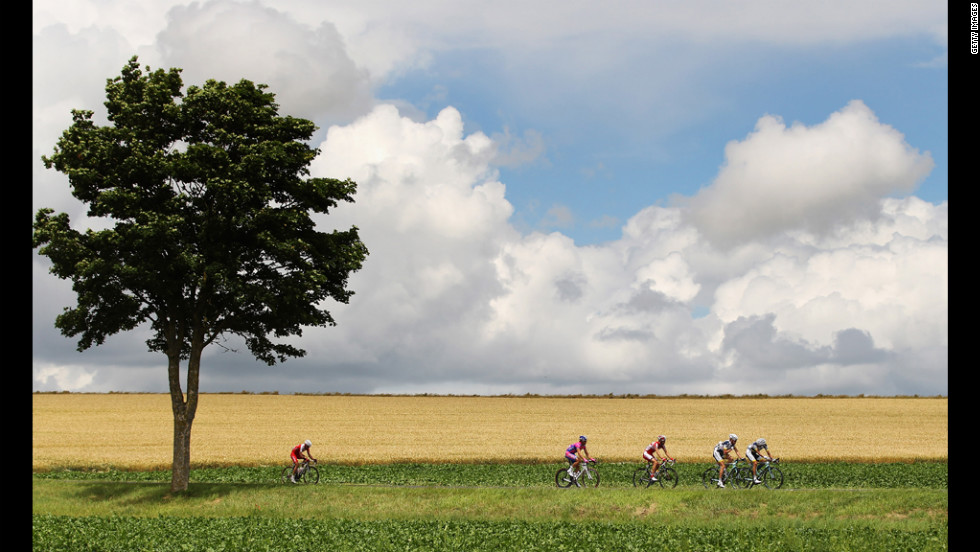 Riders make their way back to the peloton during Stage 6 on Friday.