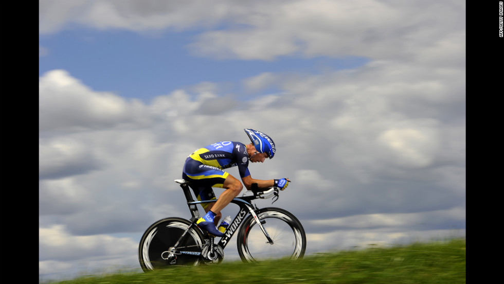 Denmark&#39;s Nicki Sorensen races up a hill during the 19th stage of the 2012 Tour de France on Saturday.