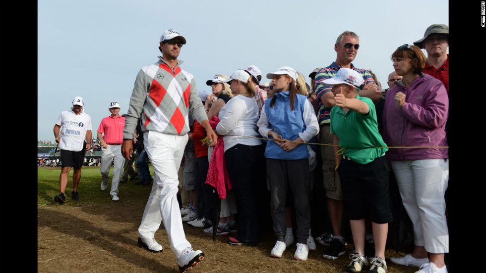 Adam Scott of Australia walks to the 16th tee on Saturday.