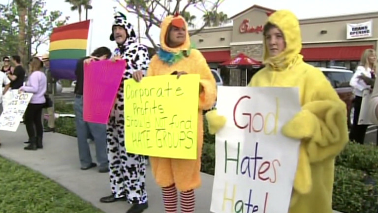 Gay Rights Activists Hold Kiss Day At Chick Fil A Restaurants Cnn My Xxx Hot Girl