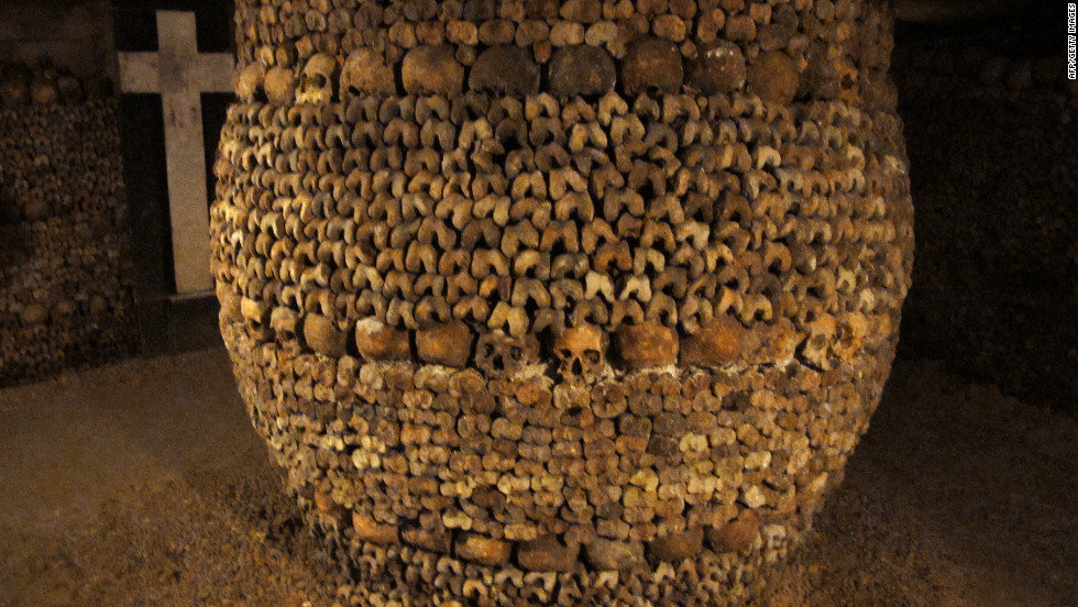 Bone people: The explorers of the Parisian catacombs - CNN