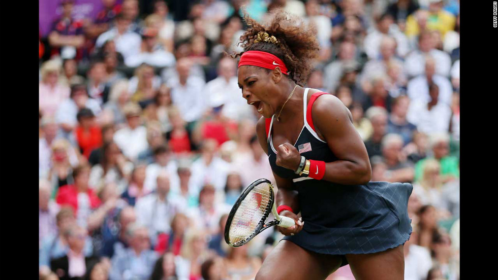 Serena Williams reacts to winning the gold medal in the women&#39;s singles tennis event.